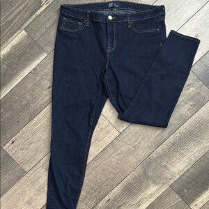 GAP Blue Skinny Jeggings with Rich Navy Hue Size 14